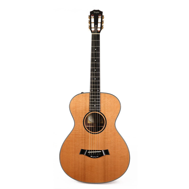 Taylor Custom Shop Grand Concert 12-Fret Western Red Cedar and Laurelwood 2015