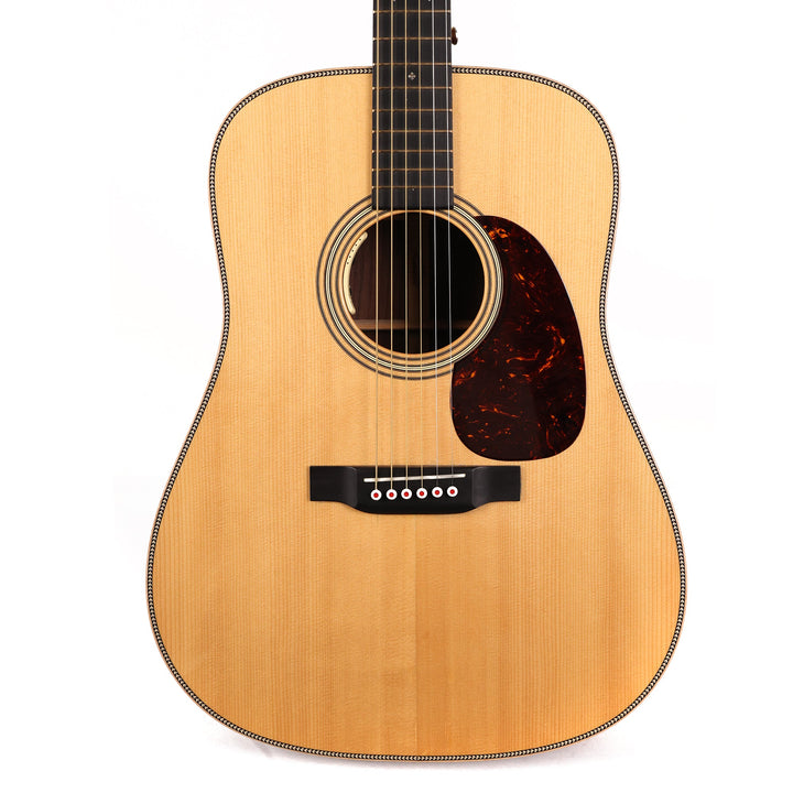 Martin D-28 Modern Deluxe Acoustic-Electric Natural 2018