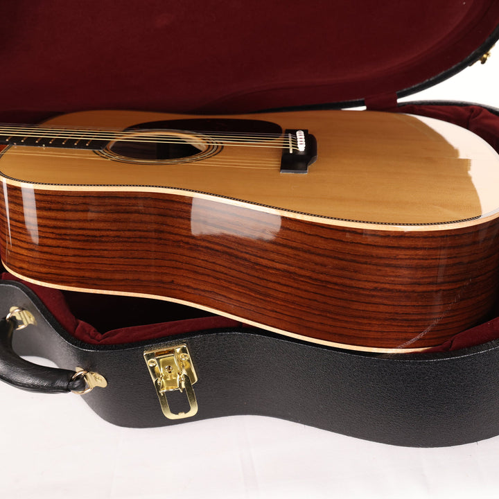 Martin D-28 Modern Deluxe Acoustic-Electric Natural 2018