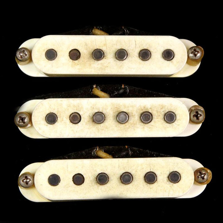 Bare Knuckle Apache Single Coil Pickup Set Aged Parchment Vintage Stagger