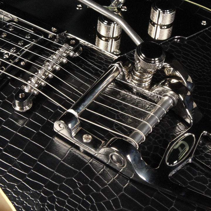 Duesenberg Starplayer TV Outlaw Black Alligator Tolex