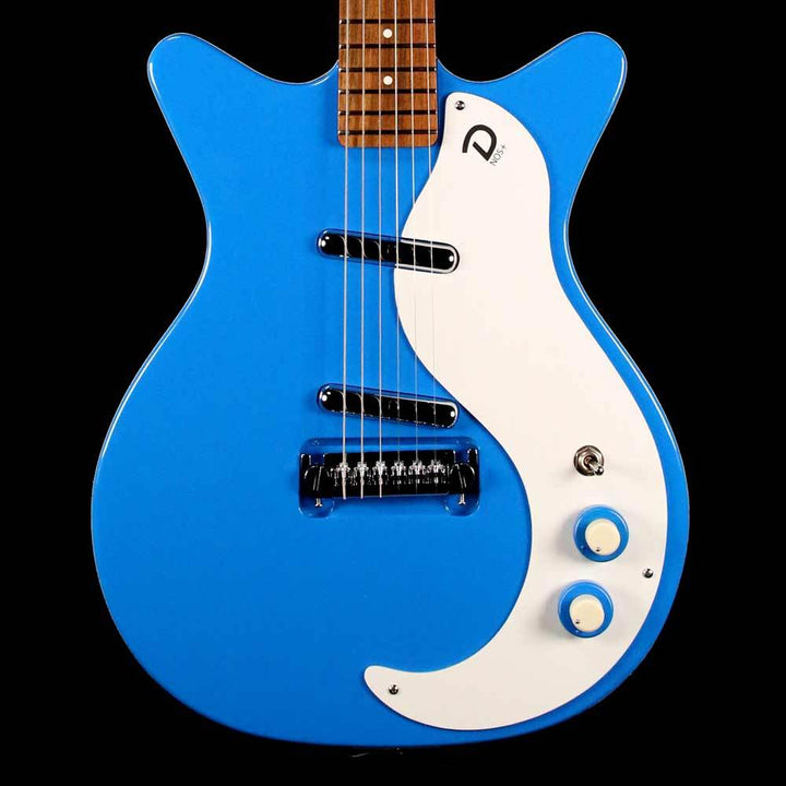 Danelectro '59M NOS Plus Double Cutaway Go-Go Blue