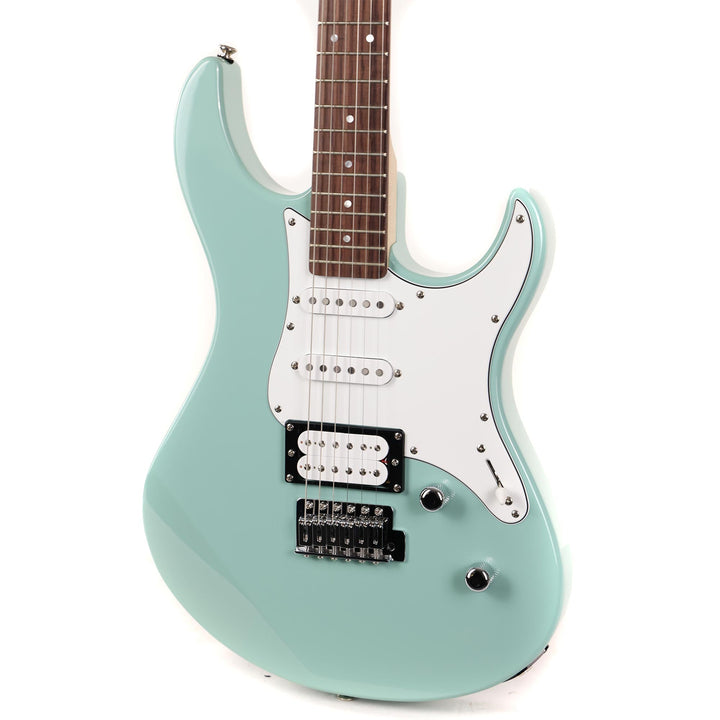 Yamaha Pacifica PAC112V Sonic Blue