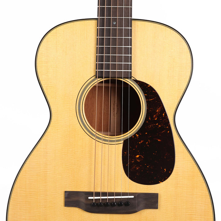 Martin 0-18 Acoustic Guitar Natural