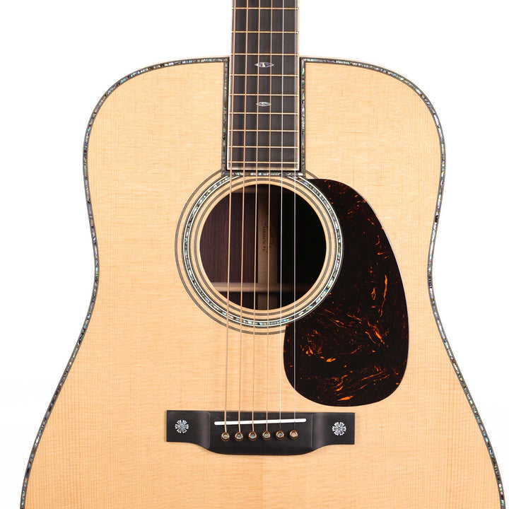 Martin D-42 Modern Deluxe Acoustic Guitar Natural