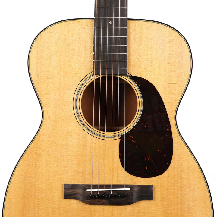 Martin 00-18 Acoustic Natural