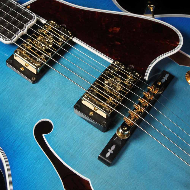 Gibson Custom Shop Byrdland Archtop Electric Guitar Bahama Blue Burst