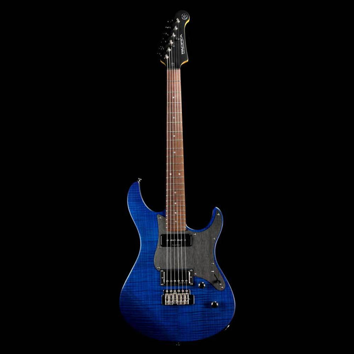 Yamaha PAC611VFMX MTLB Limited Edition Pacifica Translucent Blue