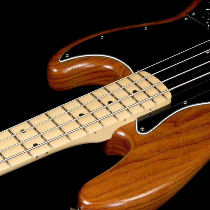 Fender American Pro Jazz Bass Roasted Ash Limited Edition Natural