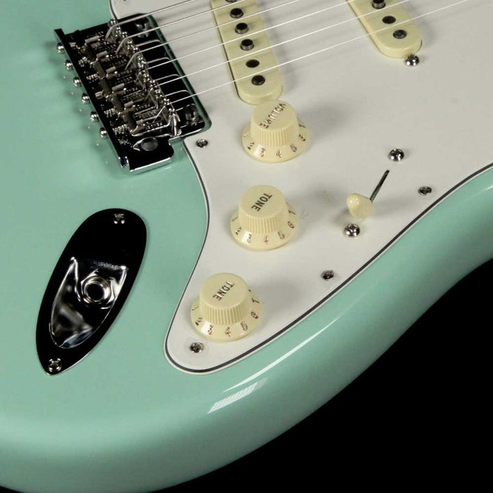 Fender American Pro Stratocaster Surf Green Roasted Maple Neck