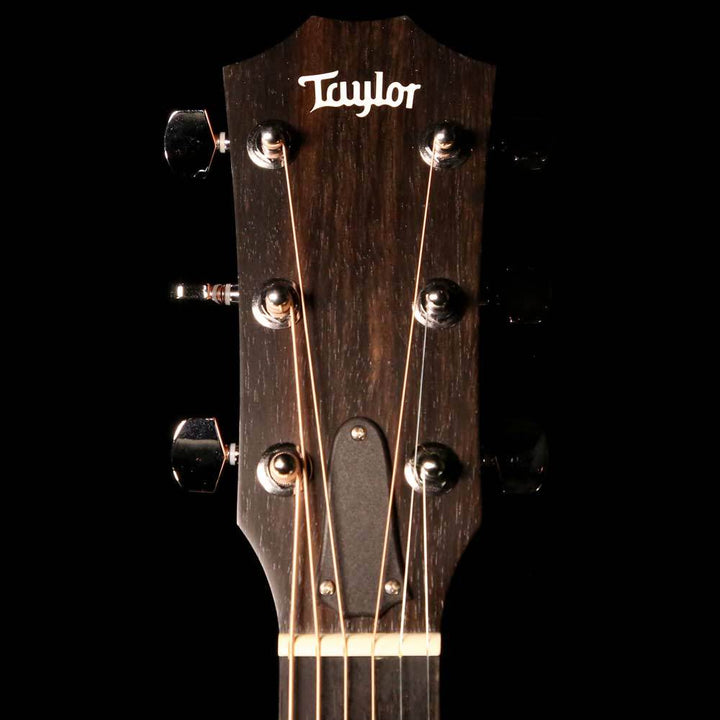 Taylor 214ce DLX Grand Auditorium Acoustic-Electric Natural