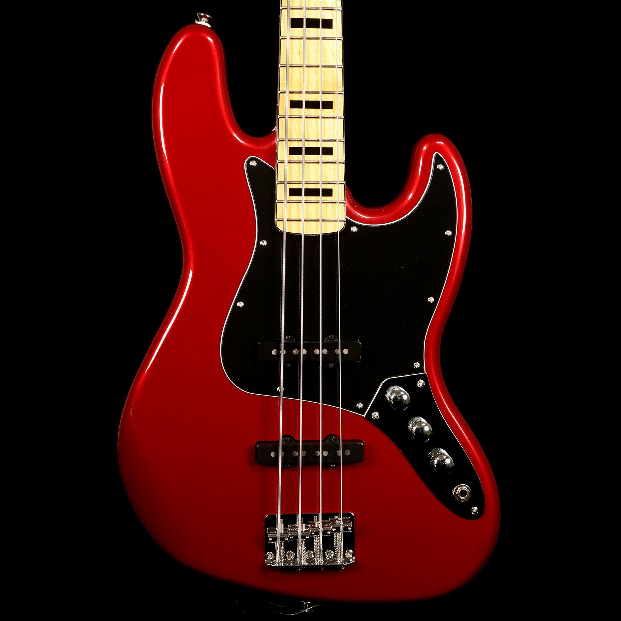 Squier Vintage Modified 70s Jazz Bass Candy Apple Red | The Music Zoo